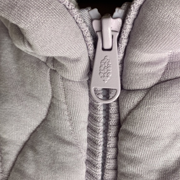 Free People FP Movement Dream Big Quilted Vest Huckleberry NWOT - Picture 5 of 9